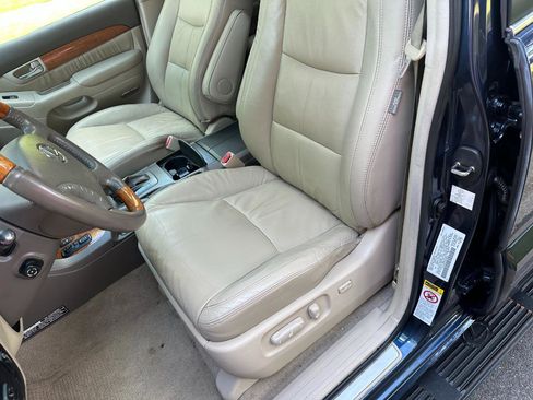 Used 2003 Lexus GX 470 image 14