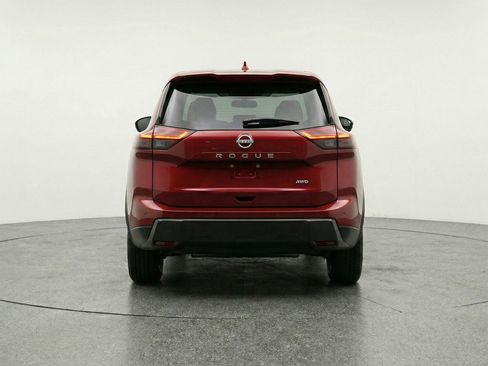 Used 2025 Nissan Rogue SV AWD/4WD image 7