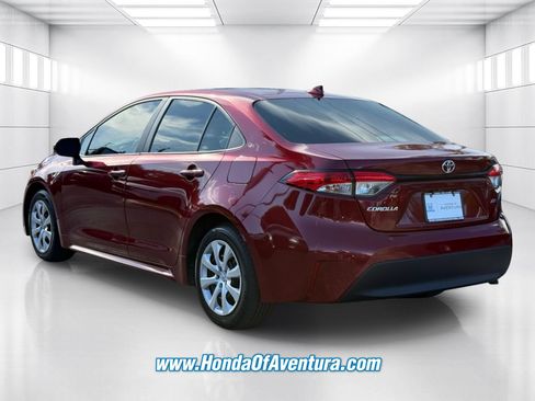Used 2024 Toyota Corolla LE FWD image 4