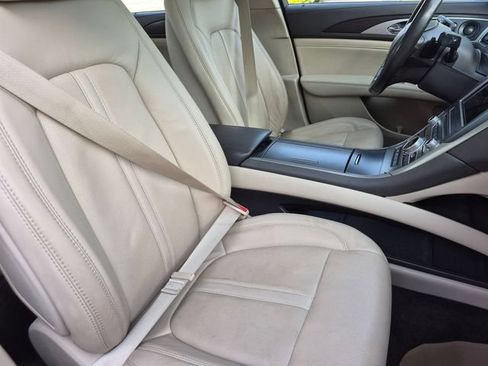 Used 2018 Lincoln MKZ Reserve w/ Climate Package FWD image 32
