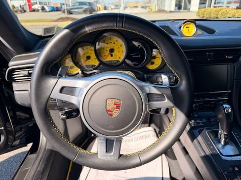 Used 2015 Porsche 911 Turbo S image 19