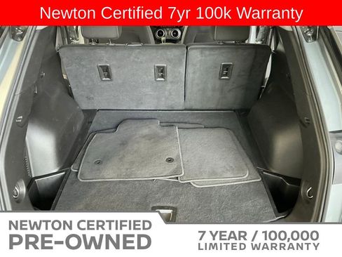 Used 2025 Chevrolet Blazer LT FWD image 15