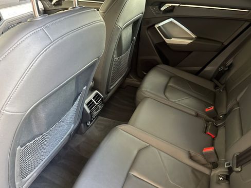 Used 2022 Audi Q3 2.0T Premium image 12