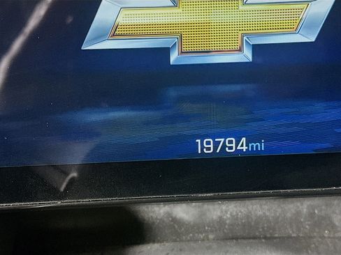 Used 2025 Chevrolet Equinox LT image 18