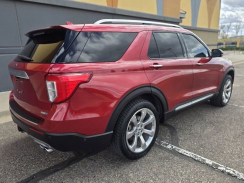Used 2020 Ford Explorer Platinum w/ Premium Technology Package AWD/4WD image 7