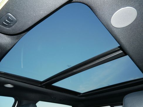 Used 2023 Ford F150 Raptor w/ Raptor Carbon Fiber Package image 36