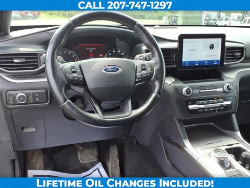 Used 2020 Ford Explorer XLT w/ Equipment Group 202A AWD/4WD image 15