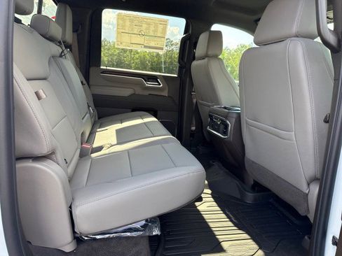 New 2026 GMC Sierra 2500 SLT image 16