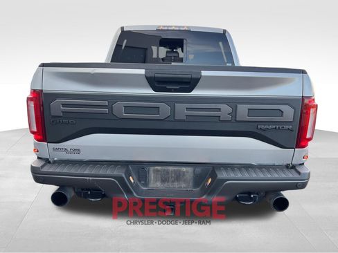 Used 2019 Ford F150 Raptor w/ Equipment Group 801A Mid image 8