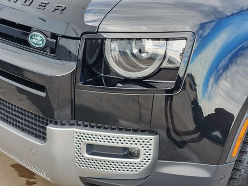 Certified 2025 Land Rover Defender 110 S image 9