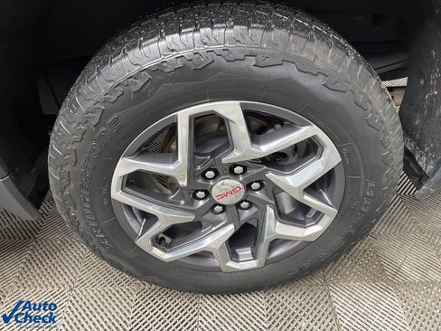 Used 2023 GMC Sierra 1500 SLT w/ SLT Premium Package image 29