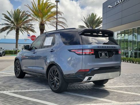 Used 2020 Land Rover Discovery Landmark AWD/4WD image 3