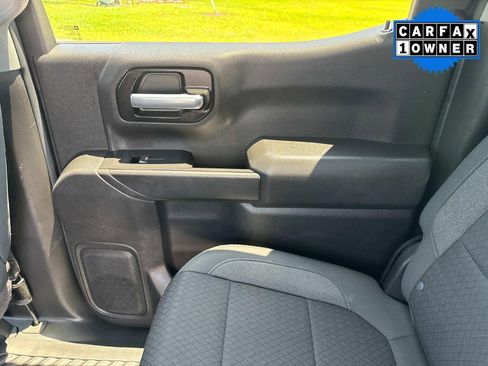 Used 2021 Chevrolet Silverado 1500 LT w/ Z71 Off-Road Package image 18