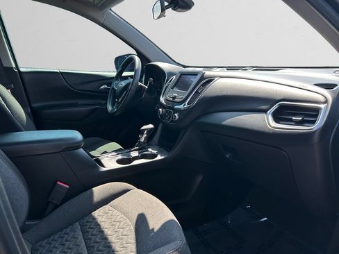 Used 2022 Chevrolet Equinox LT FWD image 24
