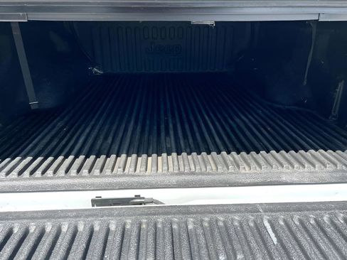 Used 2021 Jeep Gladiator Mojave w/ Safety Group AWD/4WD image 11