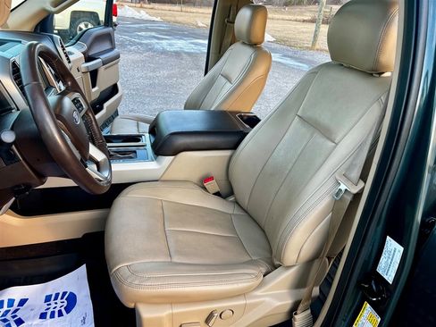 Used 2018 Ford F150 Lariat image 5