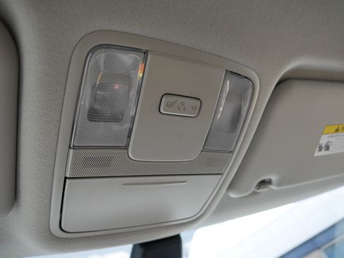 Used 2025 Kia Soul LX FWD image 32