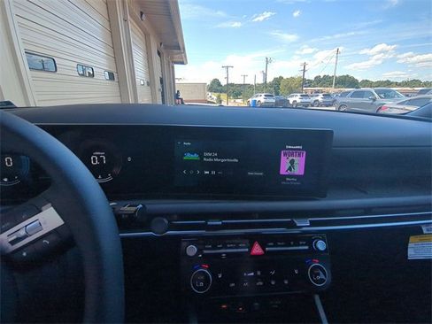 New 2026 Hyundai Santa Cruz SEL image 11