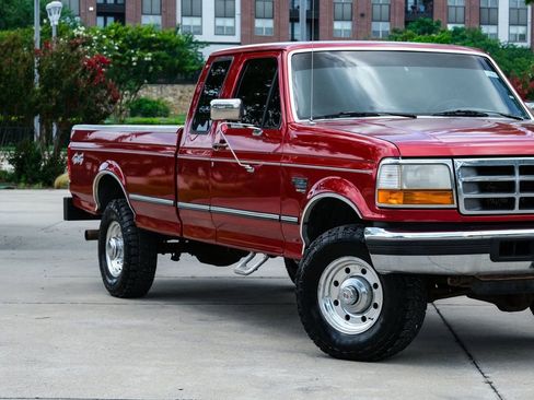 Used 1997 Ford F250 4x4 SuperCab Heavy Duty image 2