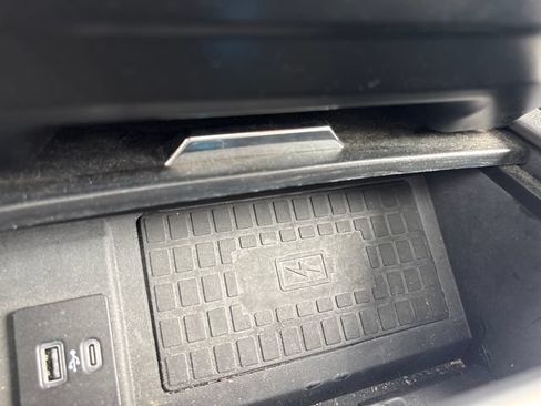 Used 2022 Ford F350 Limited AWD/4WD image 30