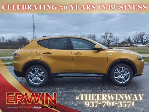 New 2024 Dodge Hornet R/T image 2