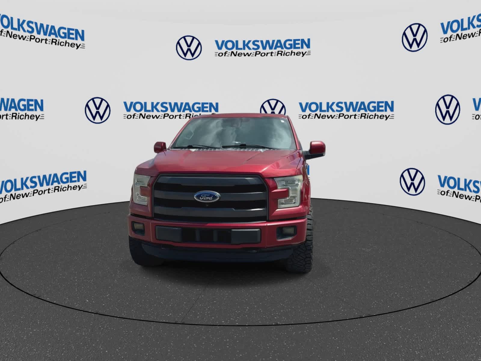 Used 2016 Ford F150 Lariat w/ Equipment Group 502A Luxury AWD/4WD image 3