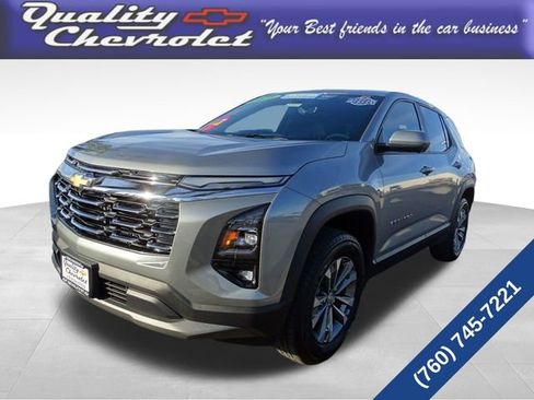 Used 2025 Chevrolet Equinox LT w/ Safety and Technology Package image 1