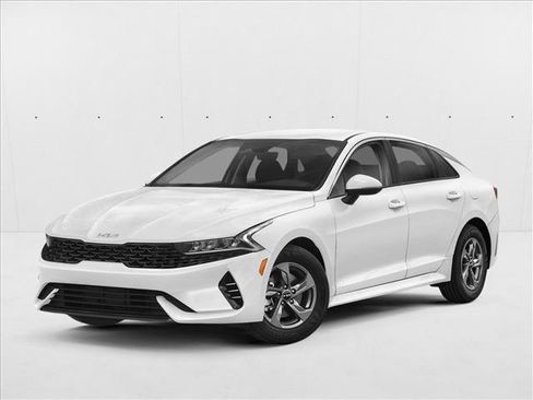 Used 2022 Kia K5 LXS FWD image 1