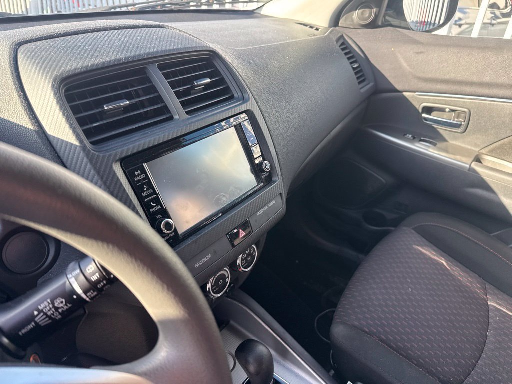 Used 2018 Mitsubishi Outlander Sport ES FWD image 10