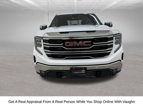 Used 2022 GMC Sierra 1500 SLT w/ SLT Premium Plus Package AWD/4WD image 5