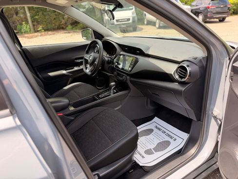 Used 2021 Nissan Kicks SV FWD image 29