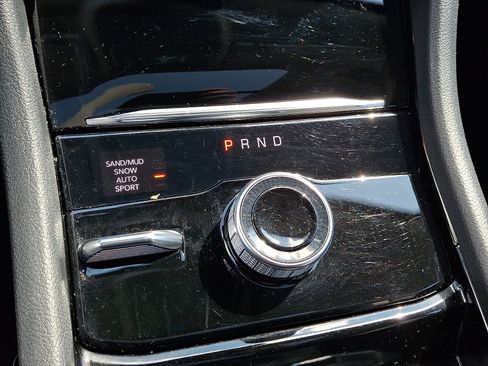 Used 2023 Jeep Grand Cherokee L Limited image 16