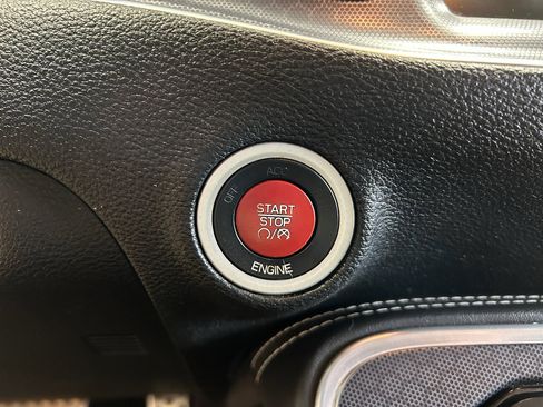 Used 2016 Dodge Challenger SRT w/ Technology Group RWD image 15