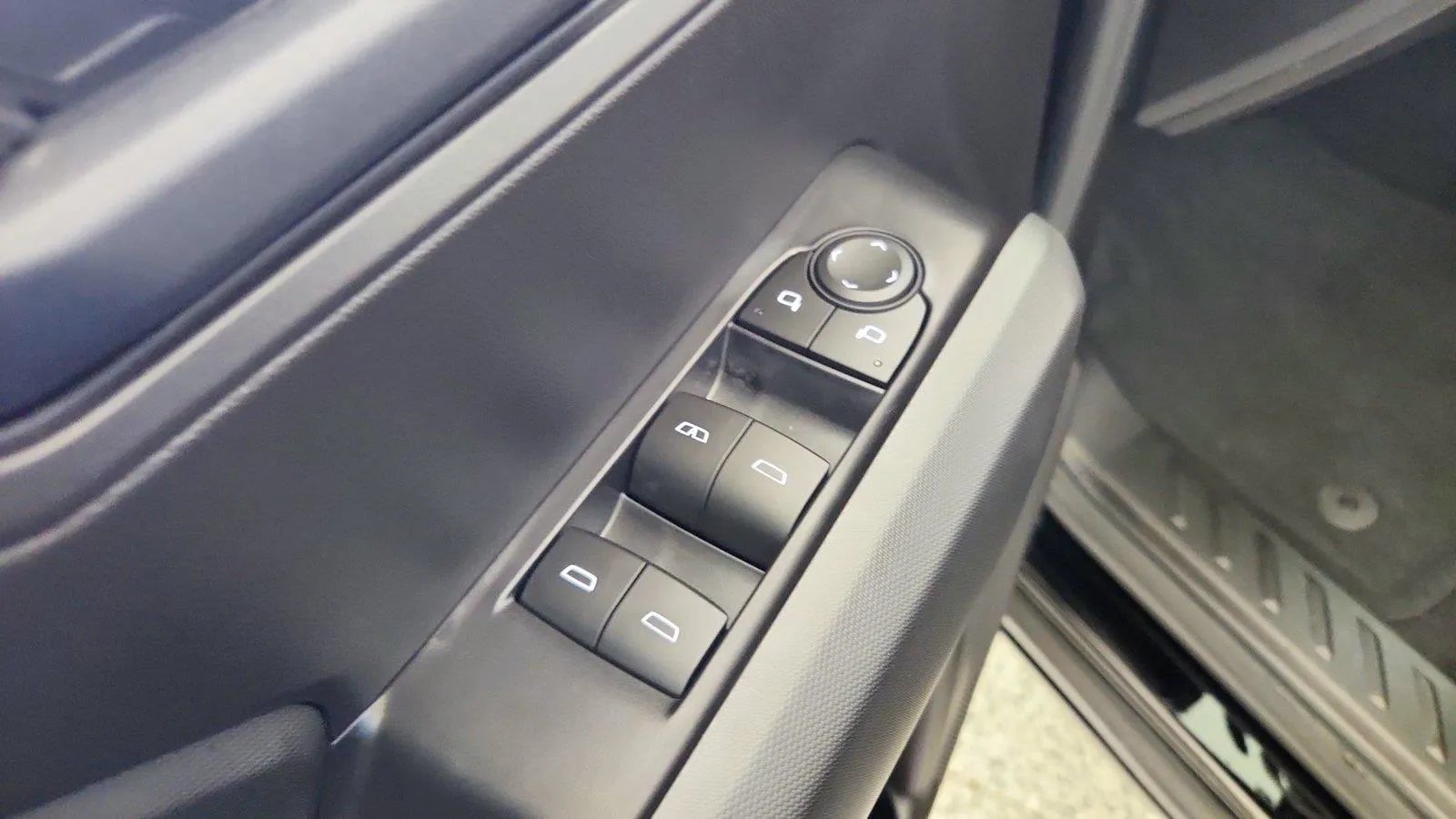 New 2026 Chevrolet Colorado Trail Boss AWD/4WD image 21