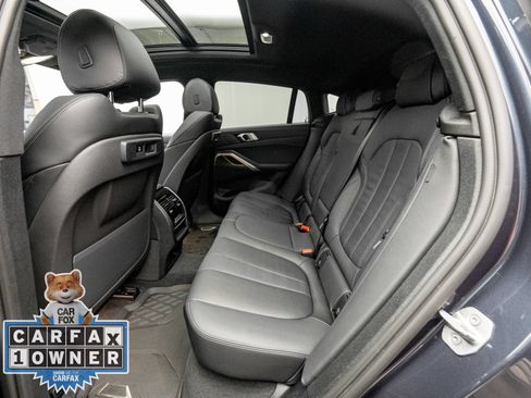 Used 2022 BMW X6 xDrive40i w/ M Sport Package AWD/4WD image 18