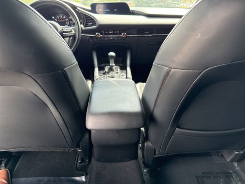 Used 2023 MAZDA MAZDA3 s image 24