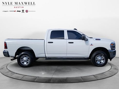 Used 2025 RAM 3500 Tradesman AWD/4WD image 17