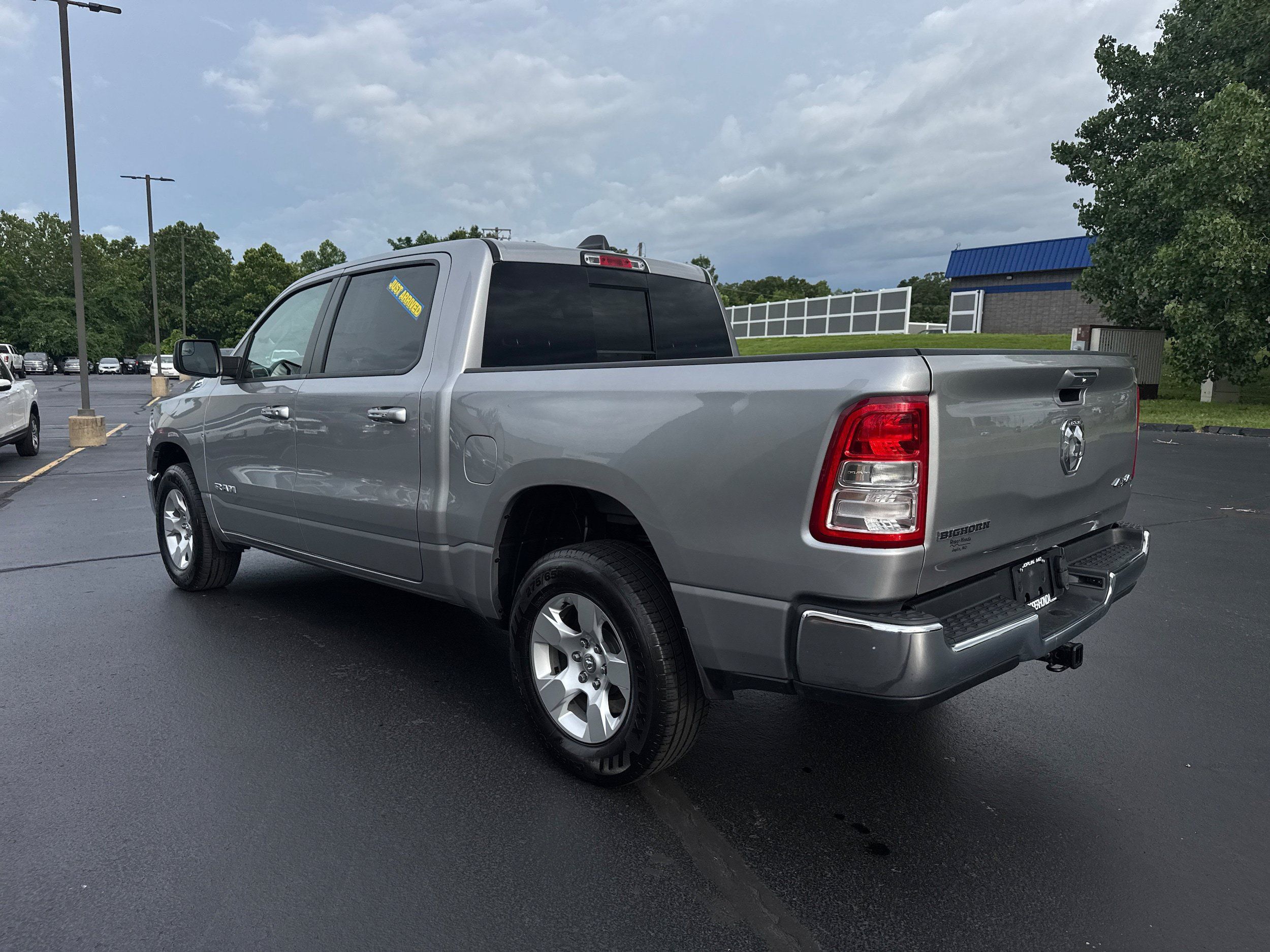 Used 2020 RAM 1500 Big Horn AWD/4WD image 3