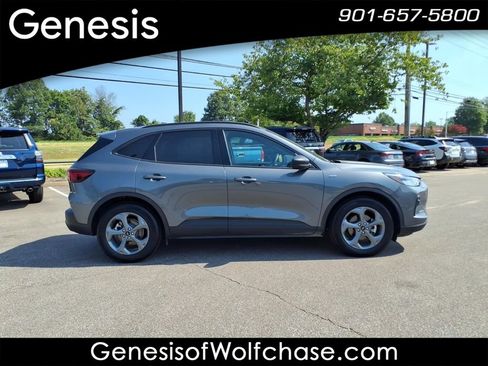 Used 2025 Ford Escape ST-Line FWD image 6