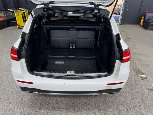 Used 2017 Mercedes-Benz E 400 4MATIC image 14