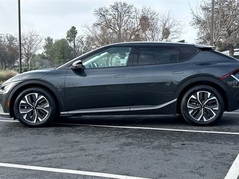 Certified 2024 Kia EV6 Light image 9