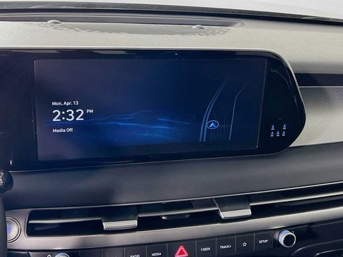 Used 2023 Hyundai Palisade SEL w/ Premium Package image 13