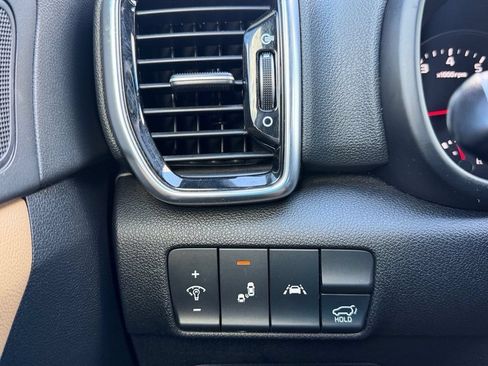 Used 2022 Kia Sportage SX FWD image 22