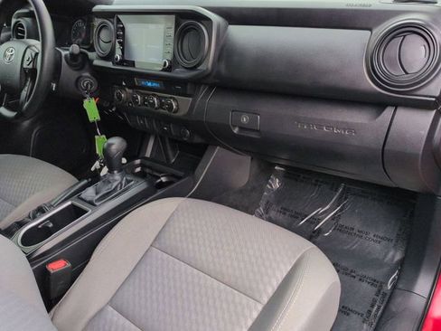 Certified 2022 Toyota Tacoma SR AWD/4WD image 29