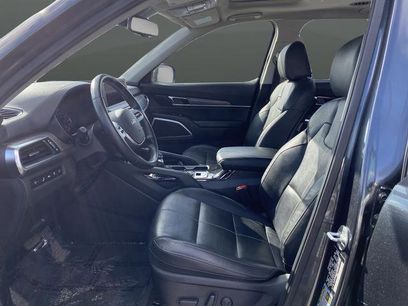 Used 2022 Kia Telluride EX w/ EX Premium Package