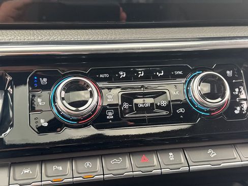 New 2026 GMC Sierra 1500 Denali AWD/4WD image 21