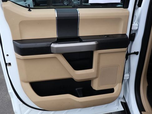 Used 2021 Ford F250 XLT AWD/4WD image 24