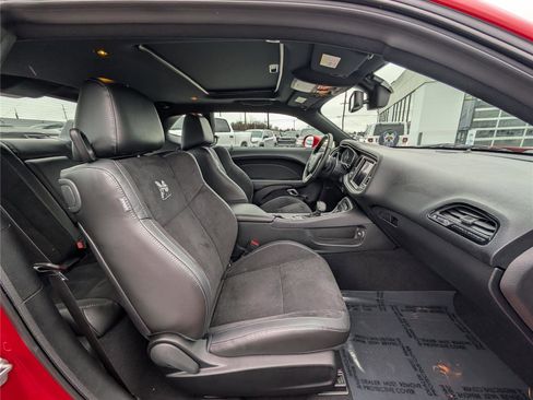 Used 2019 Dodge Challenger R/T Scat Pack image 13