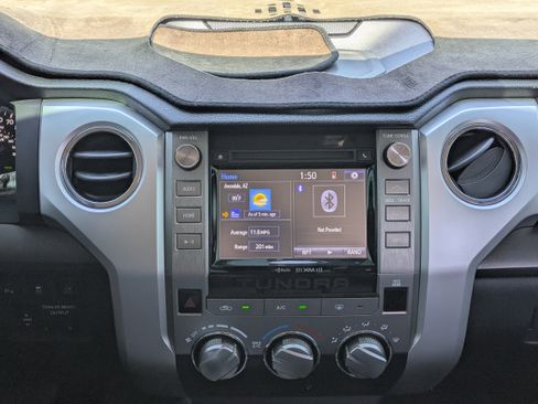 Used 2019 Toyota Tundra SR5 w/ SR5 Convenience Package RWD image 17