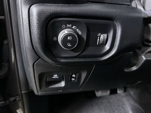 Used 2021 RAM 1500 Big Horn AWD/4WD image 18